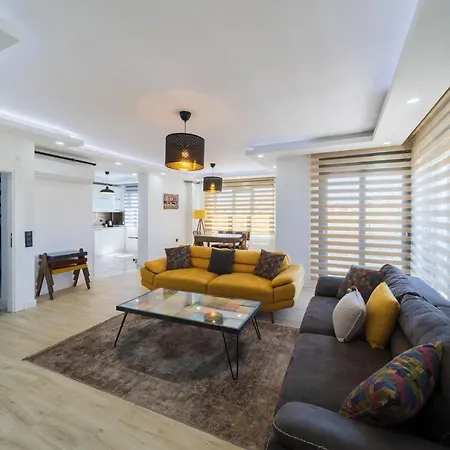 Lovely Duplex Apartment Near Beach And Historical Landmarks In Muratpasa, Antalya Daire Antalya