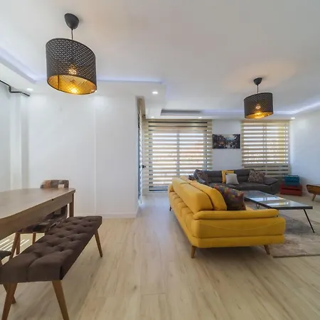Lovely Duplex Apartment Near Beach And Historical Landmarks In Muratpasa, Antalya *