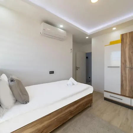Lovely Duplex Apartment Near Beach And Historical Landmarks In Muratpasa, Antalya Apartment